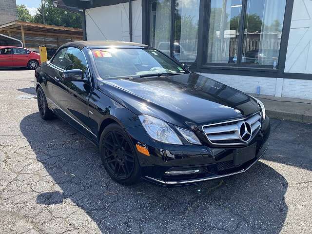 2012 MERCEDES-BENZ E-Class