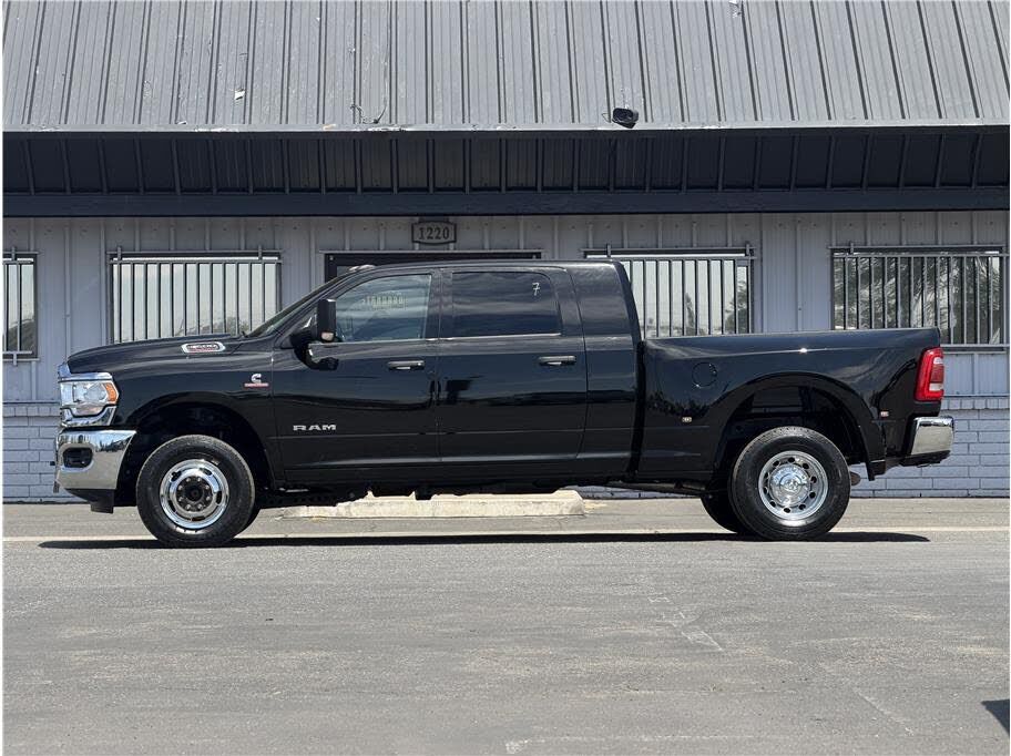 2022 RAM 3500