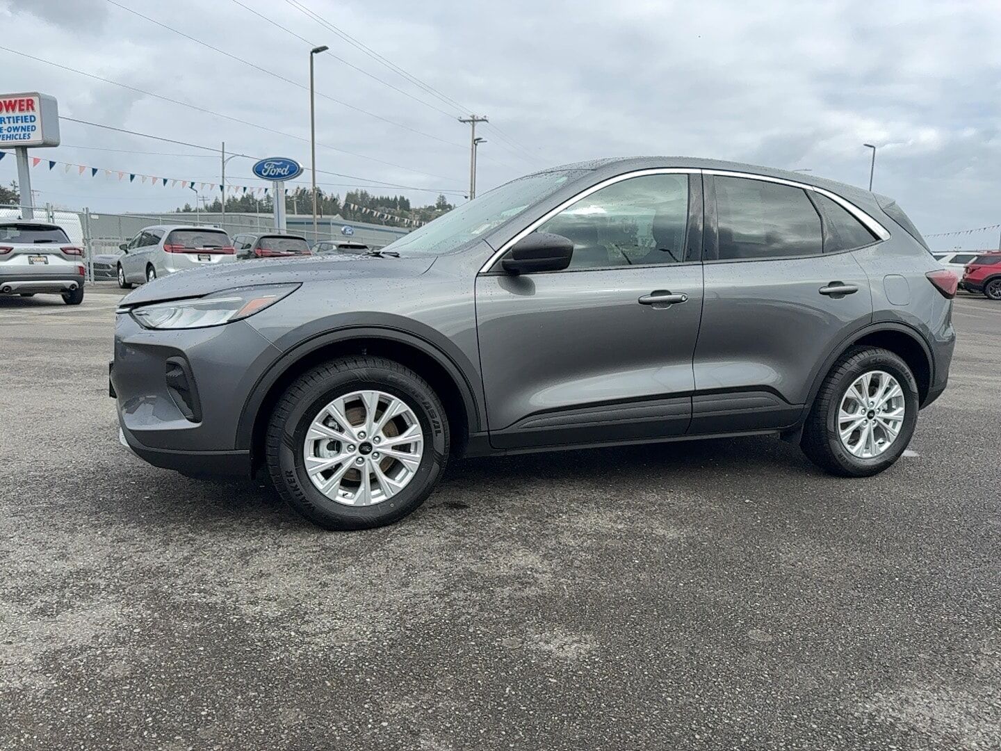 2024 FORD Escape