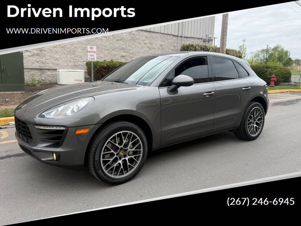 2015 PORSCHE Macan