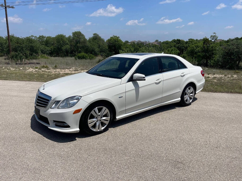 2012 MERCEDES-BENZ E-Class