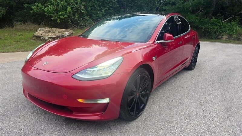 2018 TESLA Model 3