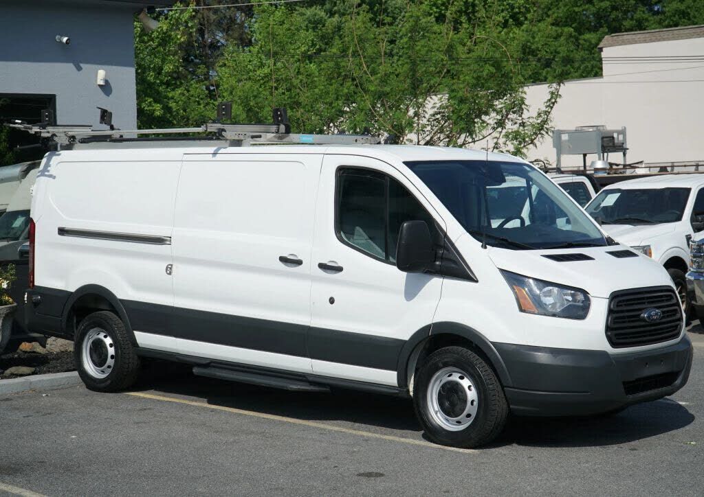 2018 FORD Transit