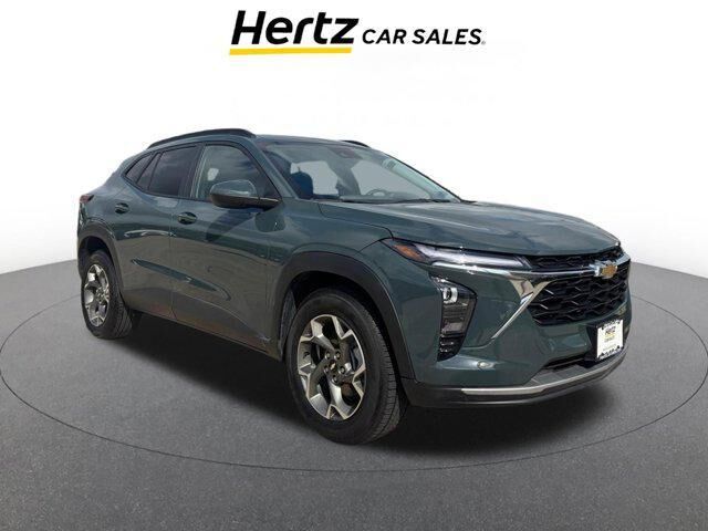 2025 CHEVROLET Trax