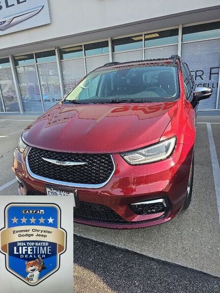 2023 CHRYSLER Pacifica