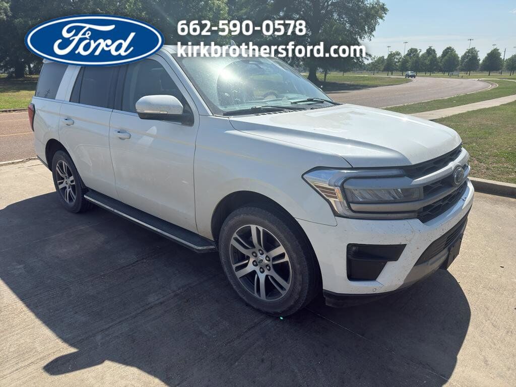 2022 FORD Expedition