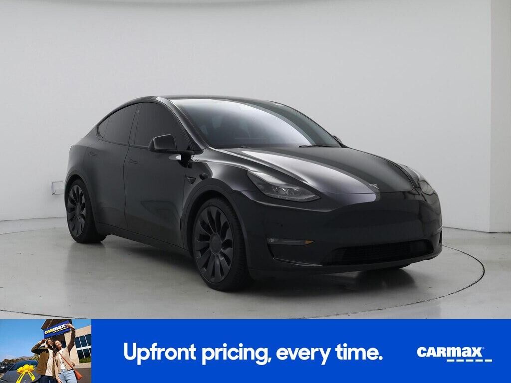 2023 TESLA Model Y