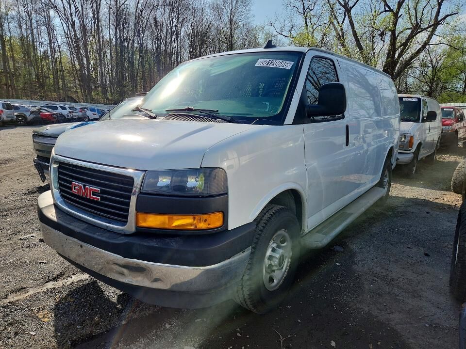 2021 GMC Savana
