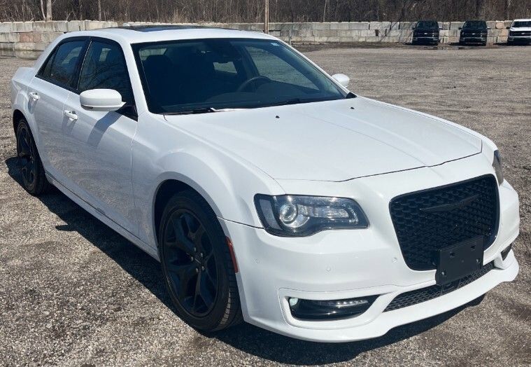2023 CHRYSLER 300