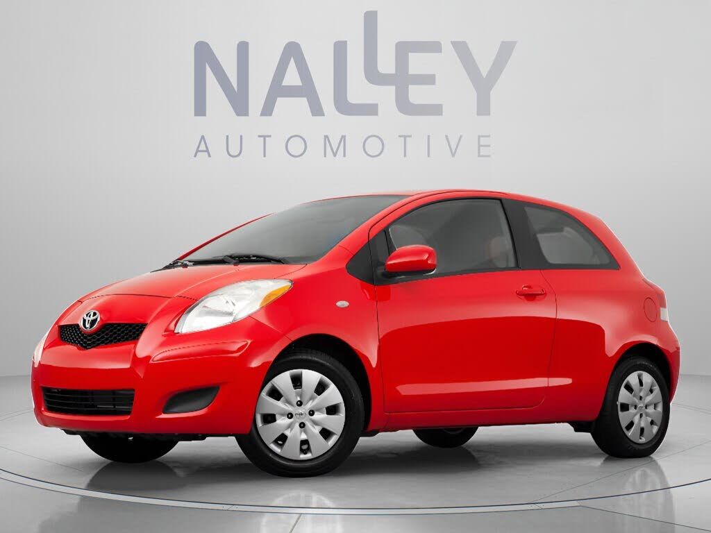 2011 TOYOTA Yaris