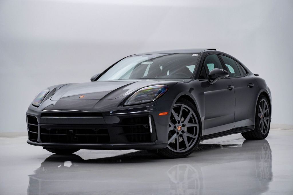 2026 PORSCHE Panamera