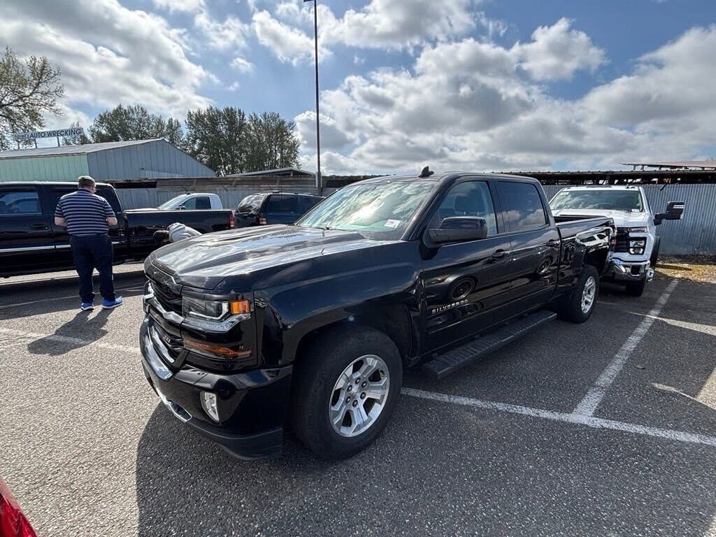 2017 CHEVROLET Silverado