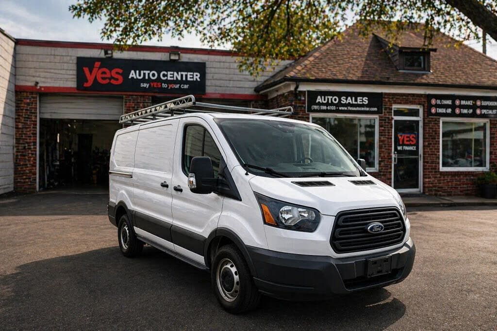 2017 FORD Transit