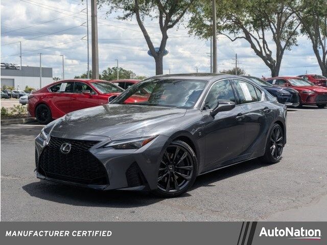 2025 LEXUS IS