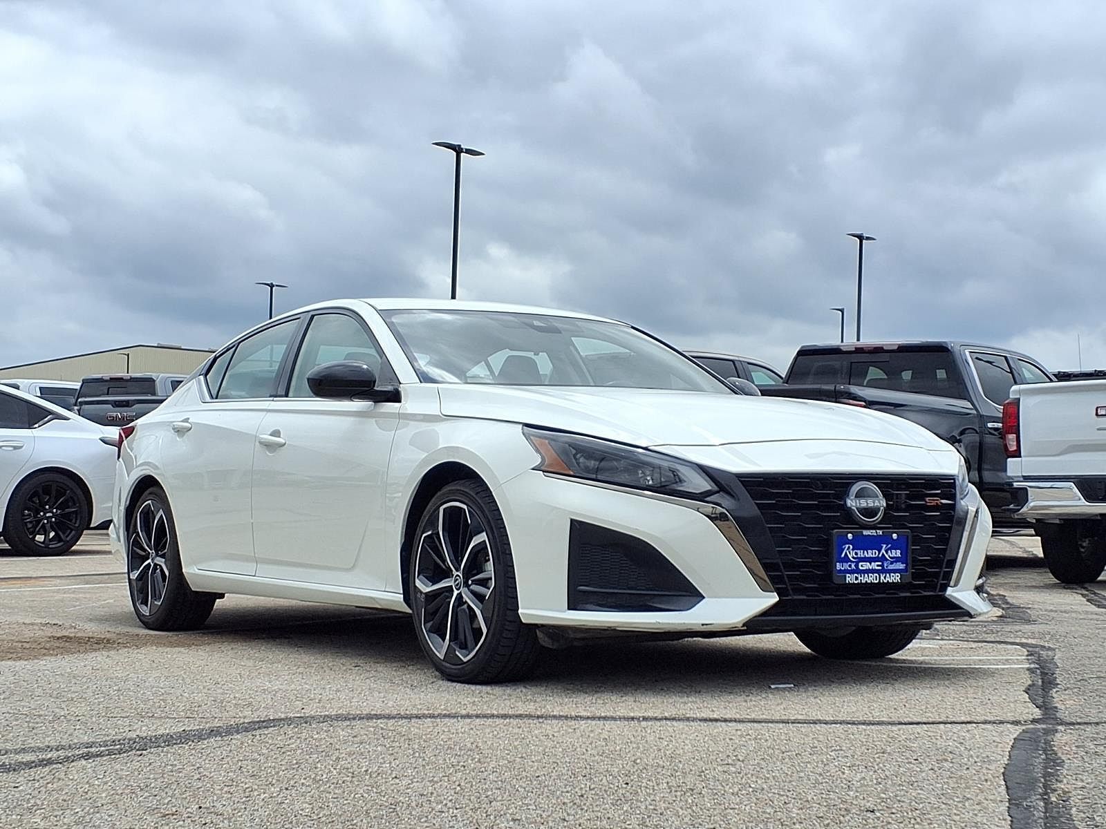 2024 NISSAN Altima