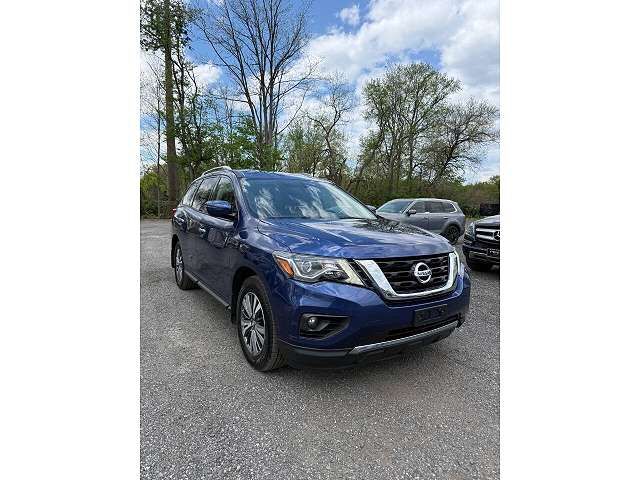 2018 NISSAN Pathfinder