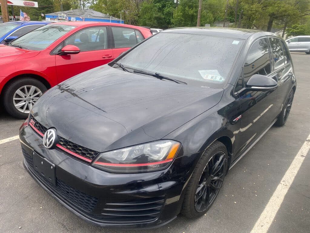 2017 VOLKSWAGEN Golf GTI