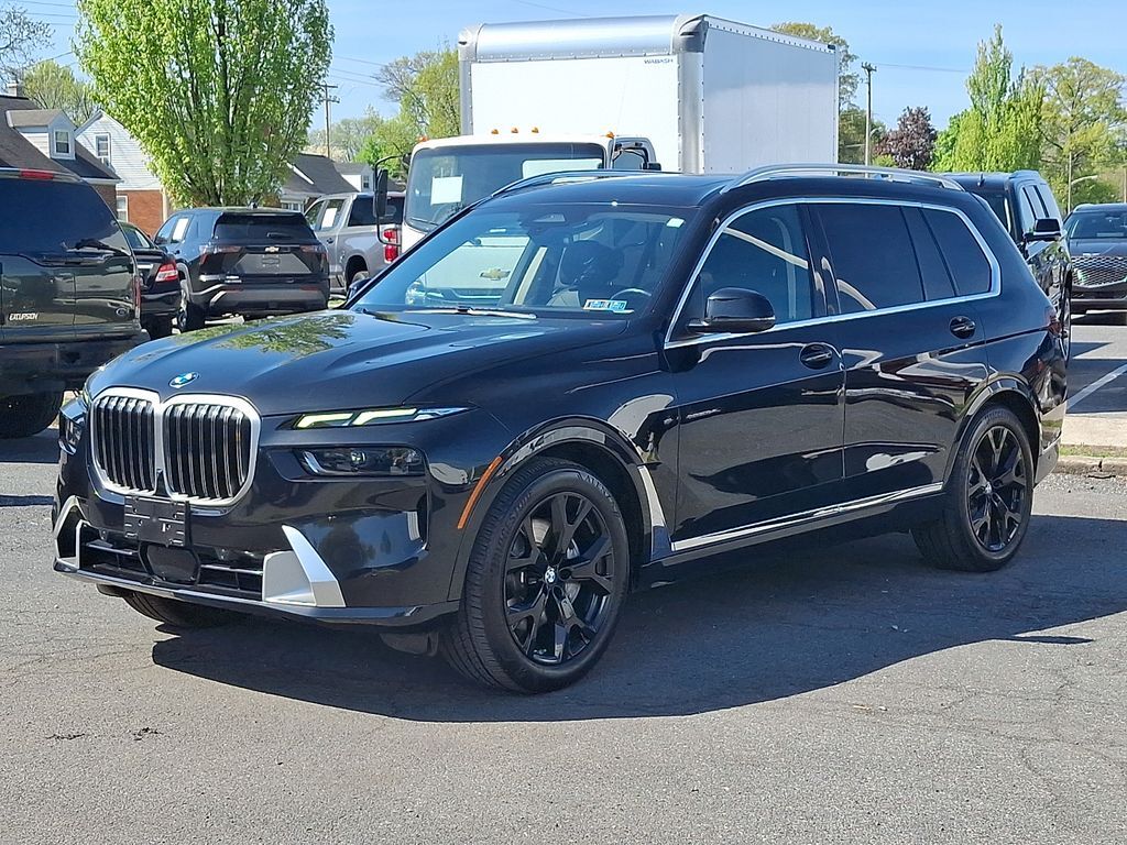2023 BMW X7