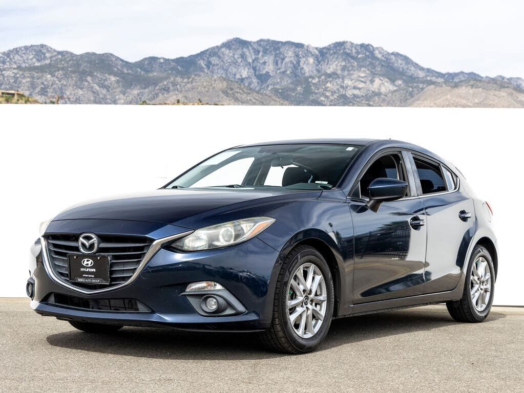 2016 MAZDA Mazda3