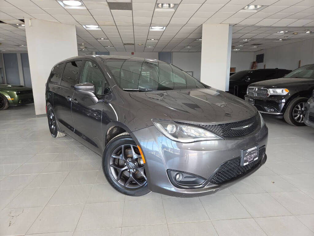 2018 CHRYSLER Pacifica