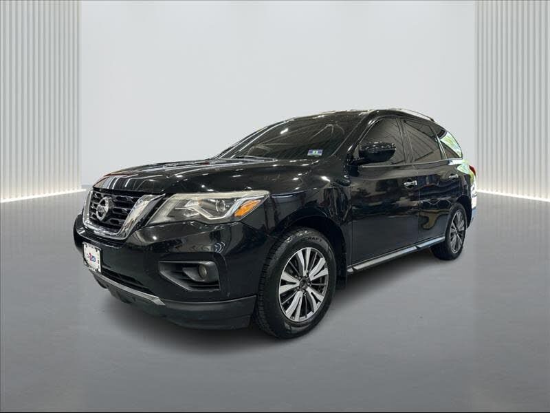 2017 NISSAN Pathfinder