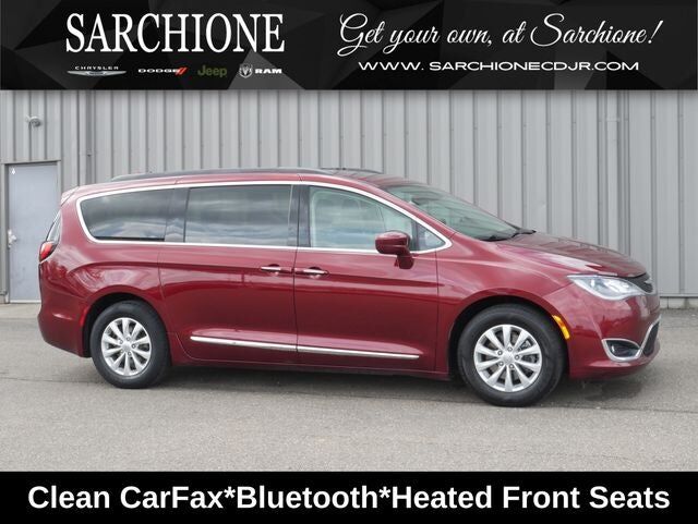 2017 CHRYSLER Pacifica