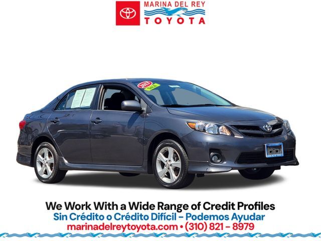 2013 TOYOTA Corolla