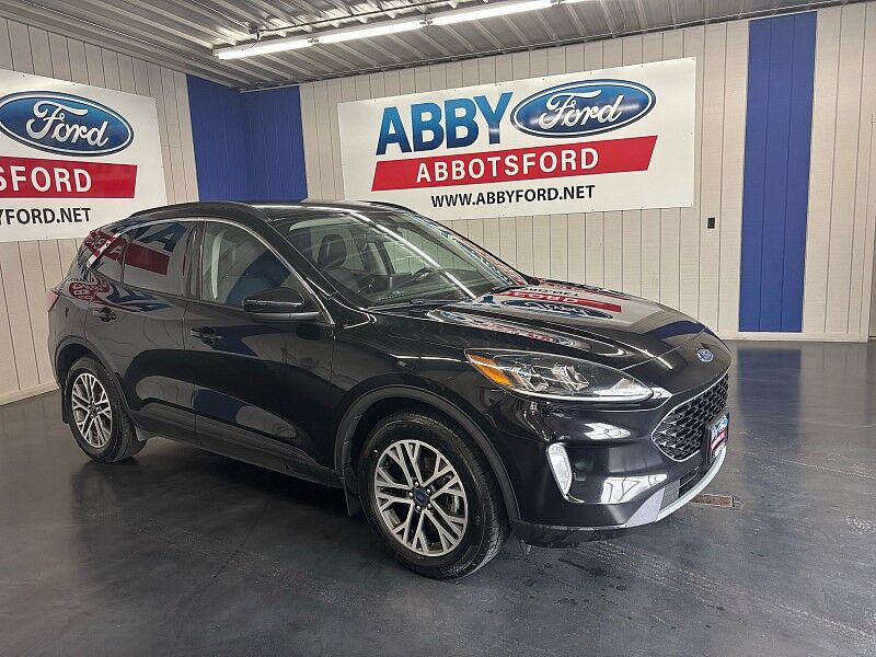2020 FORD Escape