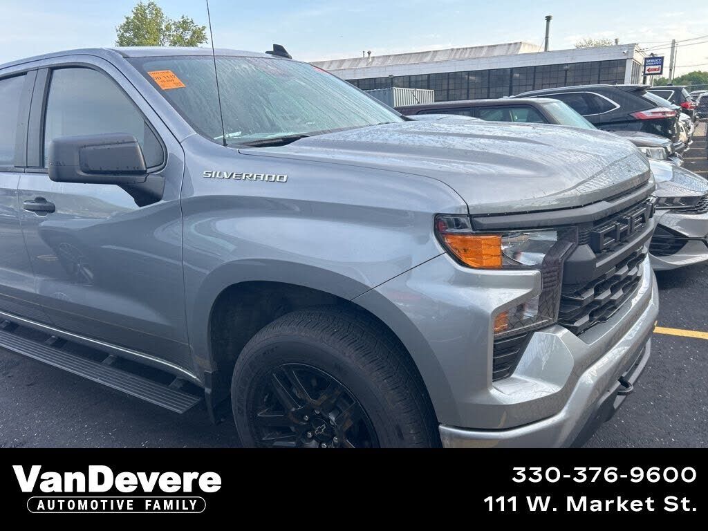 2024 CHEVROLET Silverado