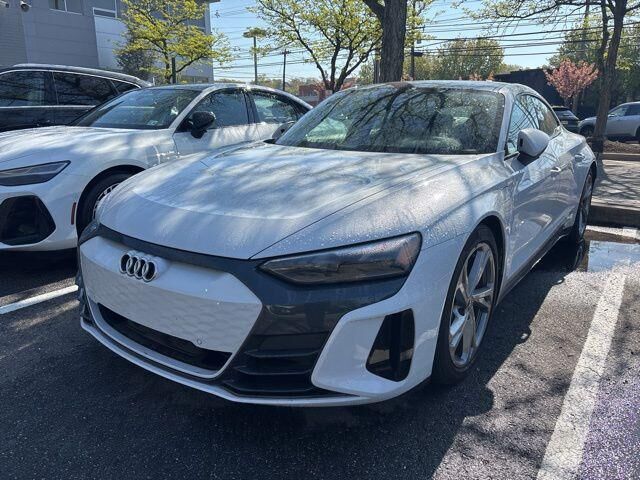 2024 AUDI e-tron GT