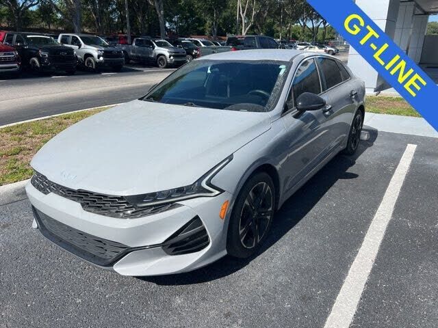 2022 KIA K5