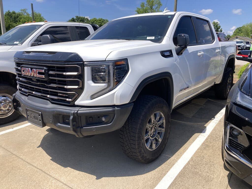 2025 GMC Sierra