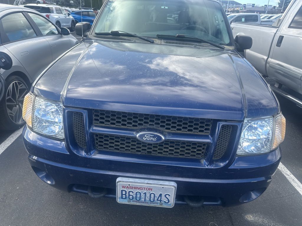 2004 FORD Explorer