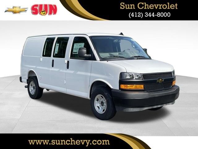 2025 CHEVROLET Express