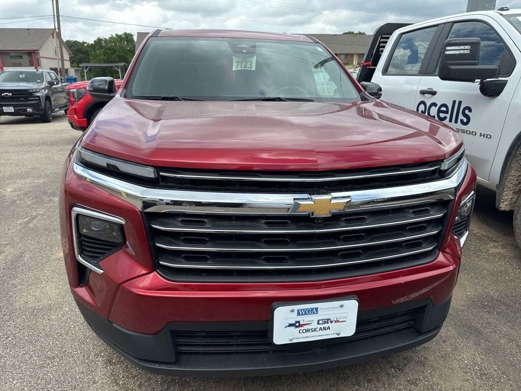 2025 CHEVROLET Traverse
