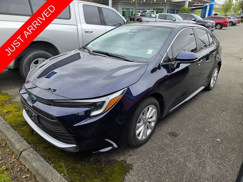 2024 TOYOTA Corolla