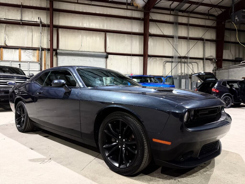 2016 DODGE Challenger