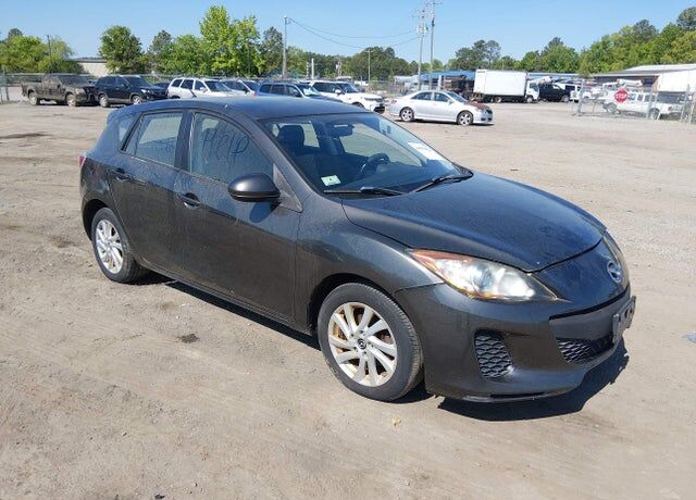 2013 MAZDA Mazda3