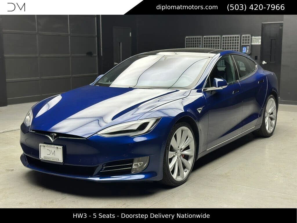 2016 TESLA Model S