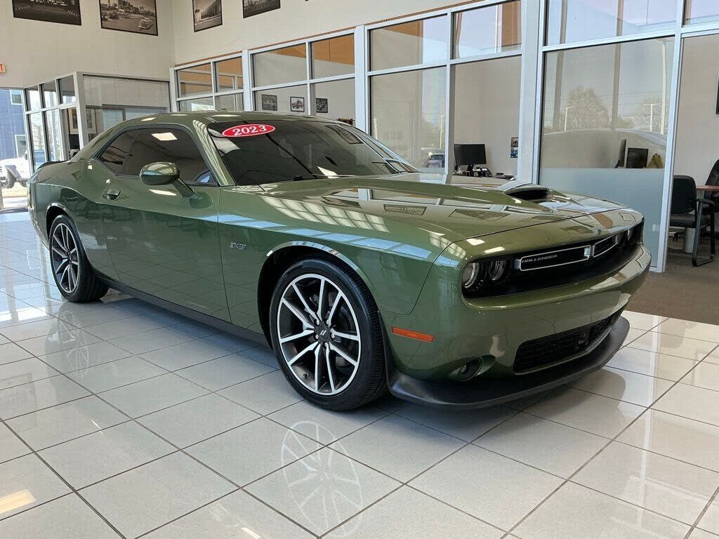 2023 DODGE Challenger