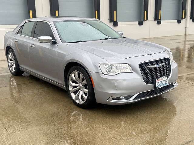 2018 CHRYSLER 300