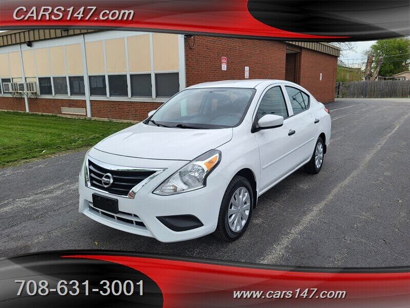 2017 NISSAN Versa