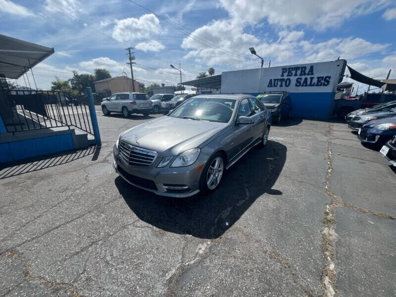 2012 MERCEDES-BENZ E-Class