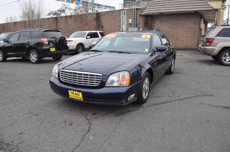 2004 CADILLAC Deville