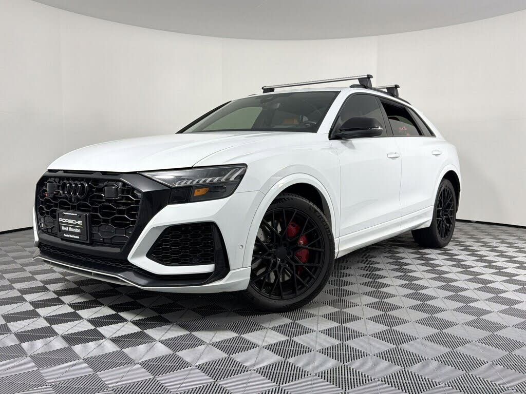 2021 AUDI RS Q8
