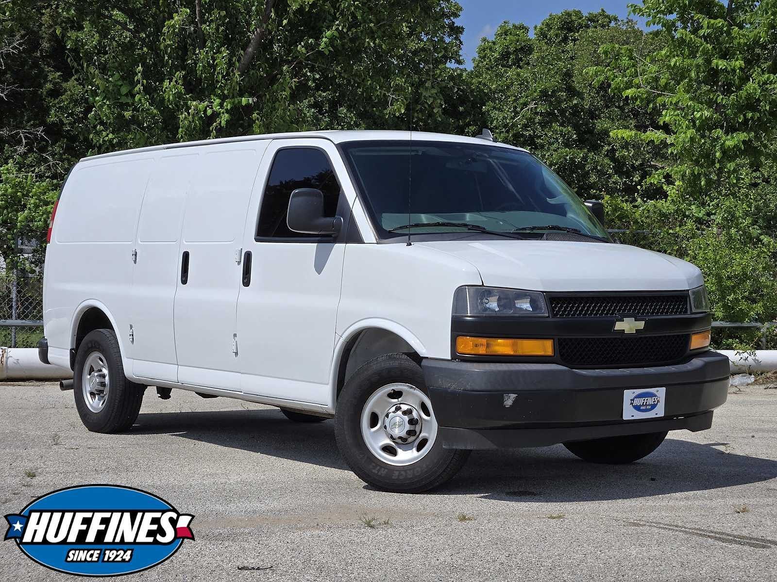 2020 CHEVROLET Express