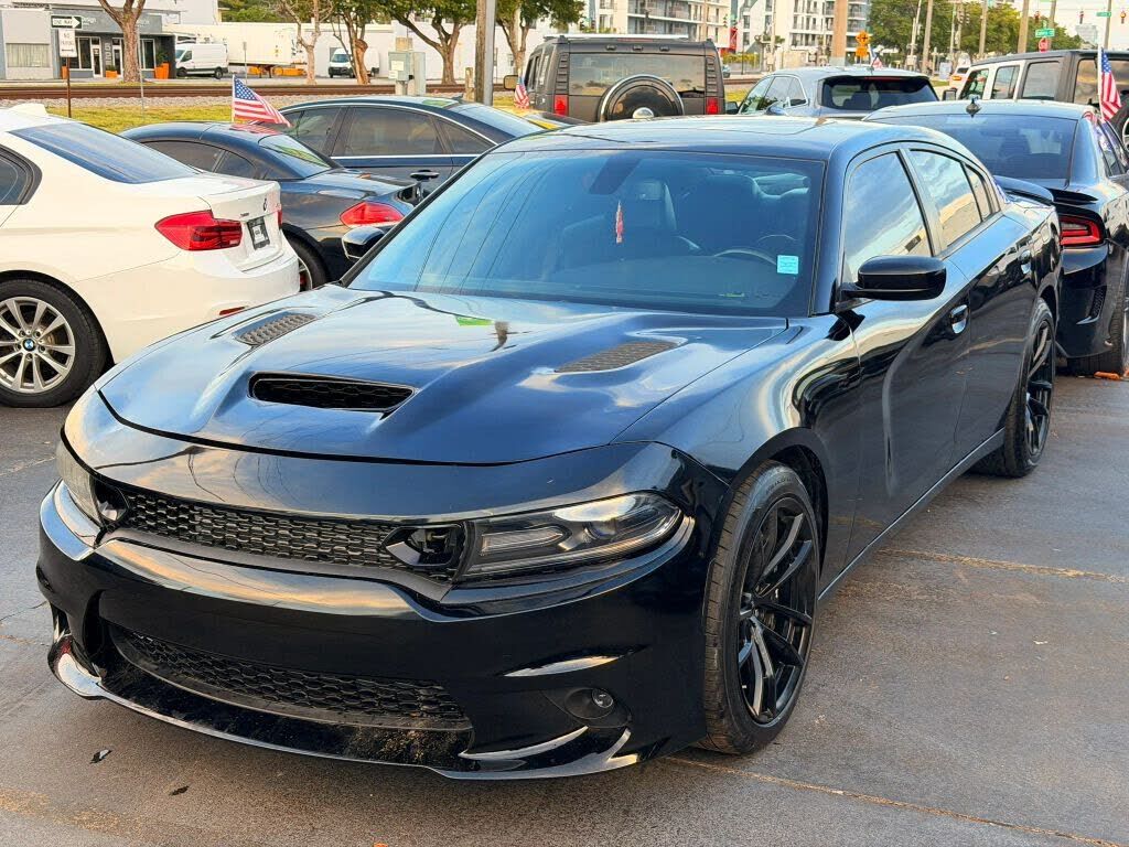 2019 DODGE Charger