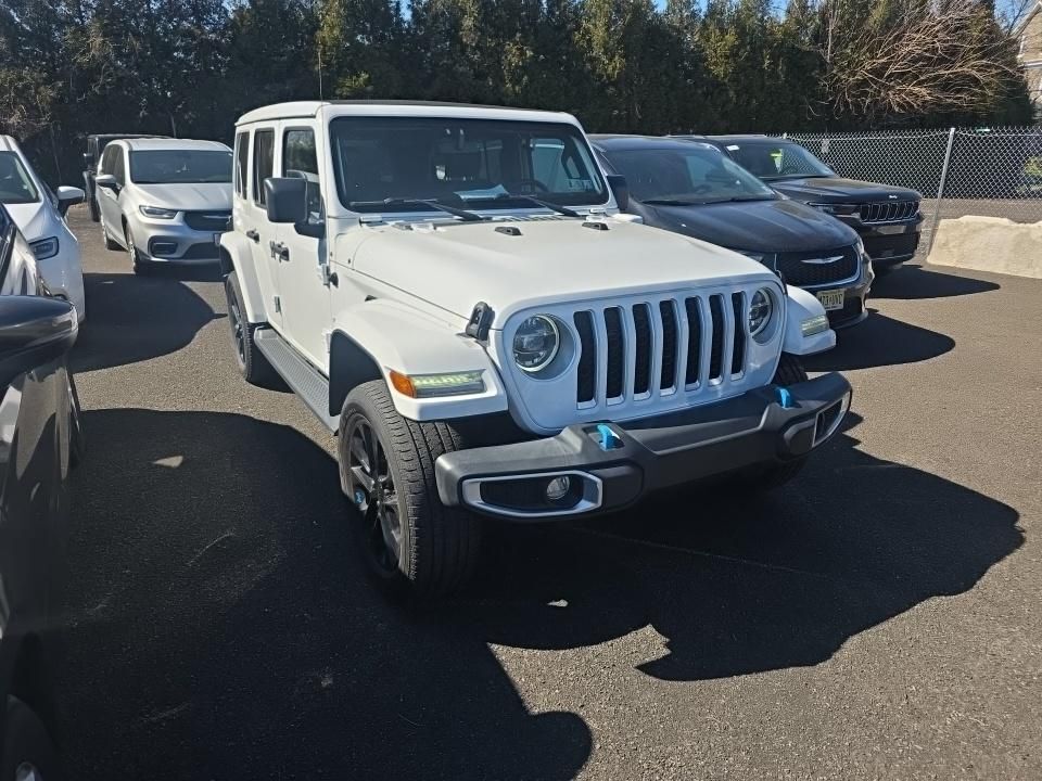 2022 JEEP Wrangler