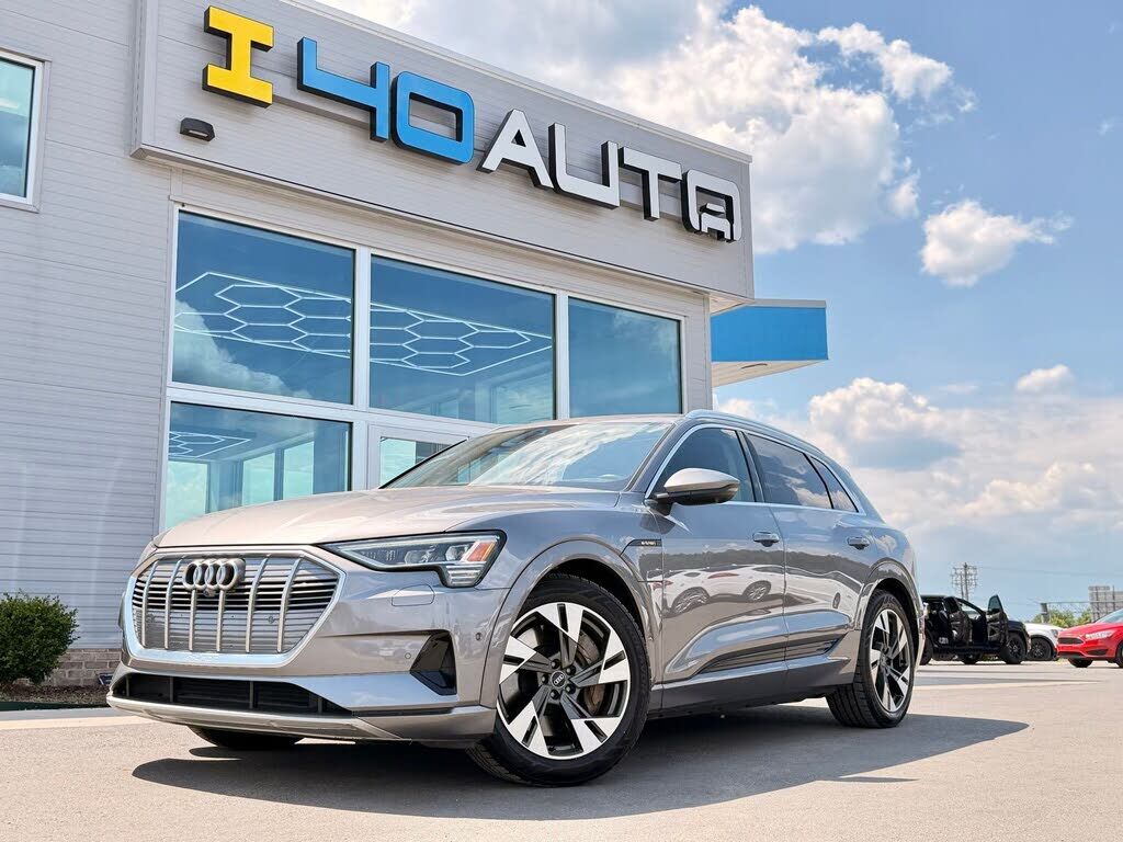 2021 AUDI e-tron