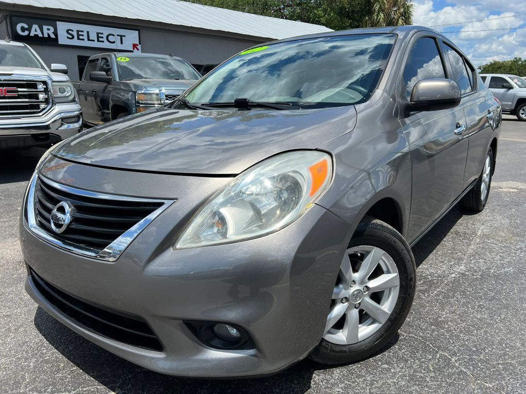 2012 NISSAN Versa